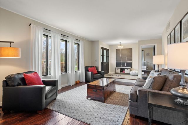 9468 Hilltop Drive, St. John, IN 46373