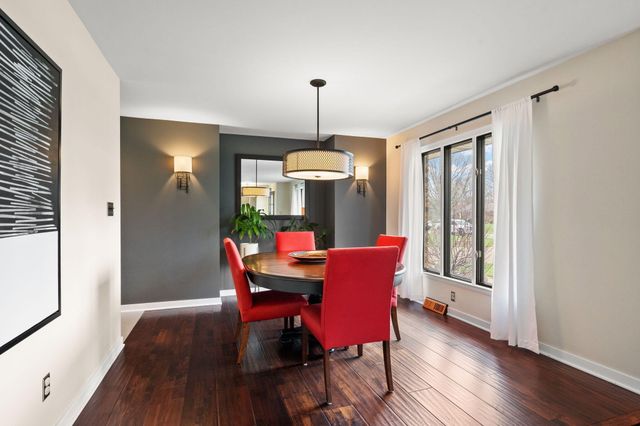 9468 Hilltop Drive, St. John, IN 46373