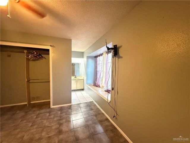 125 E Tamarack Avenue, Mcallen, TX 78501