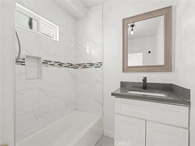 757-759 N Loma Vista Drive, Long Beach, CA 90813