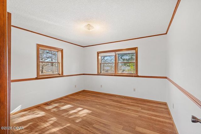 1925 E 46th Street, Joplin, MO 64804