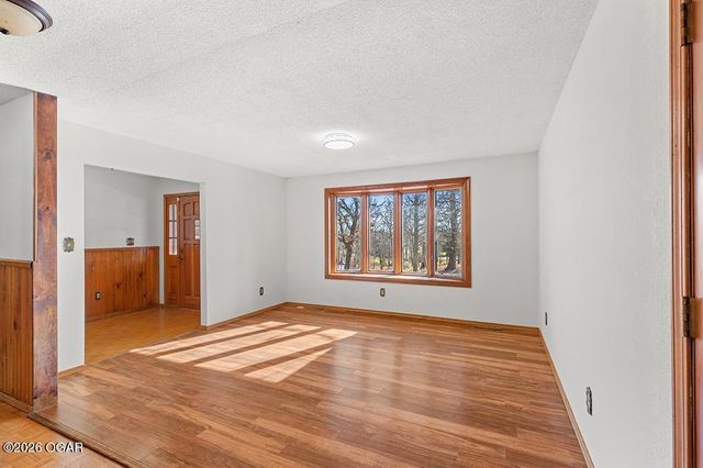 1925 E 46th Street, Joplin, MO 64804