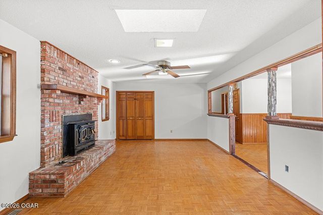 1925 E 46th Street, Joplin, MO 64804