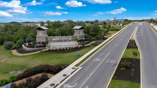 13927 Borolanite Dr, San Antonio, TX 78253