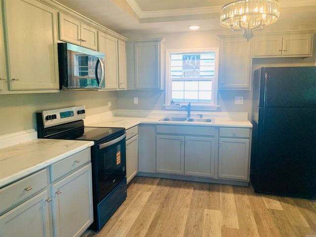 10402 Woodman Street, Mabelvale, AR 72103