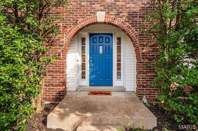 2316 Coventry Farm Court, Chesterfield, MO 63017