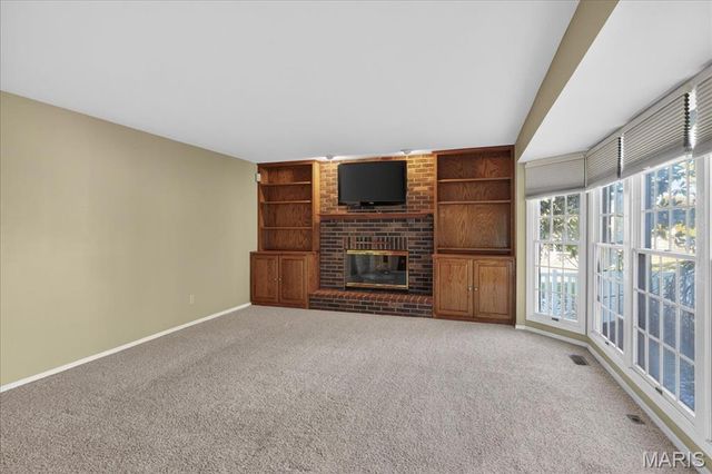 2316 Coventry Farm Court, Chesterfield, MO 63017