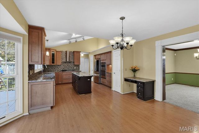 2316 Coventry Farm Court, Chesterfield, MO 63017