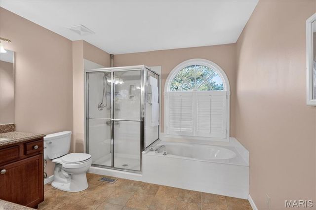 2316 Coventry Farm Court, Chesterfield, MO 63017