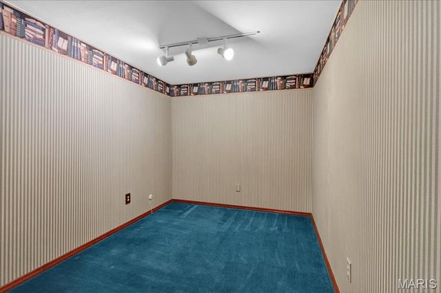 2316 Coventry Farm Court, Chesterfield, MO 63017