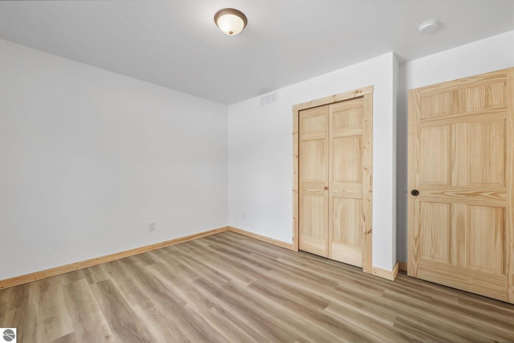 Image 24 of property listing at 17432 Jennifer Drive, Wellston, MI 49689