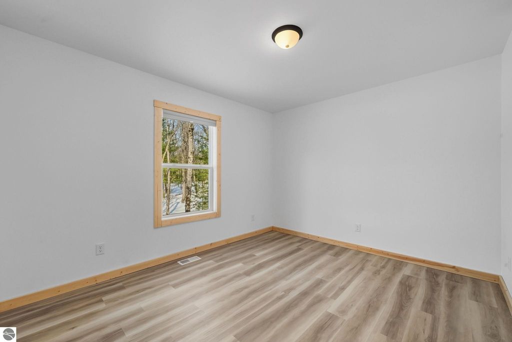 Image 25 of property listing at 17432 Jennifer Drive, Wellston, MI 49689