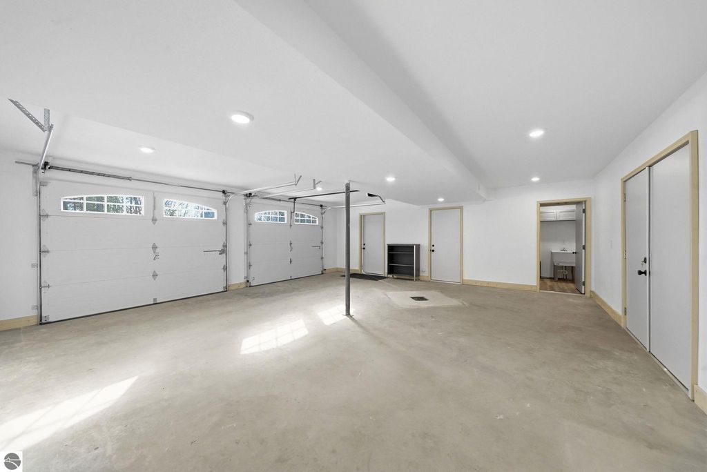 Image 29 of property listing at 17432 Jennifer Drive, Wellston, MI 49689