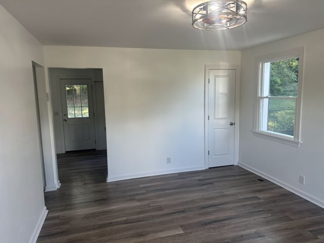 3337 Olsen Ln, Nashville, TN 37218