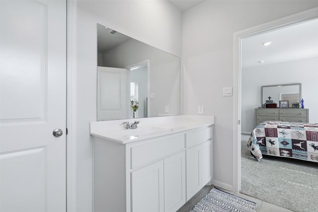 224 Running River Drive, Boyd, TX 76023