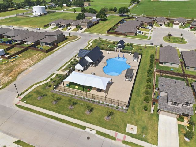 224 Running River Drive, Boyd, TX 76023