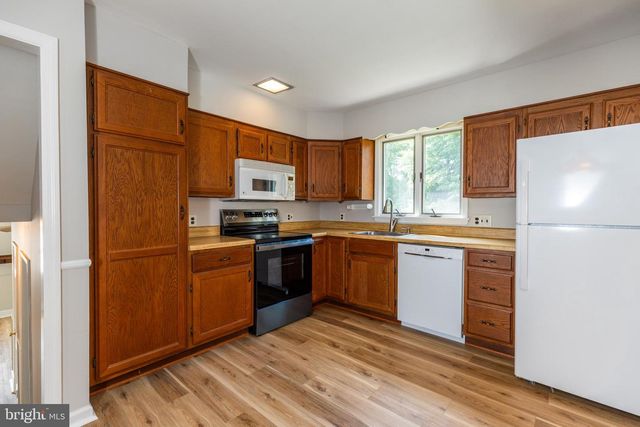 17 FERNCLIFF RD, Newark, DE 19711