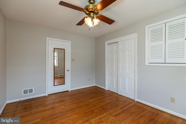 17 FERNCLIFF RD, Newark, DE 19711
