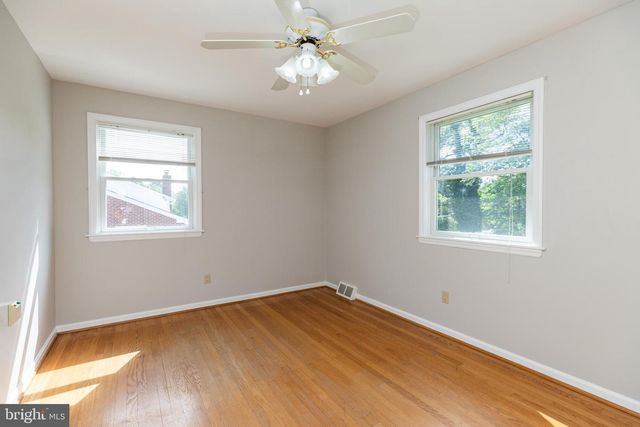 17 FERNCLIFF RD, Newark, DE 19711