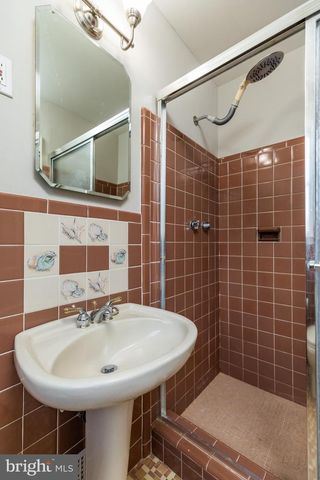 17 FERNCLIFF RD, Newark, DE 19711