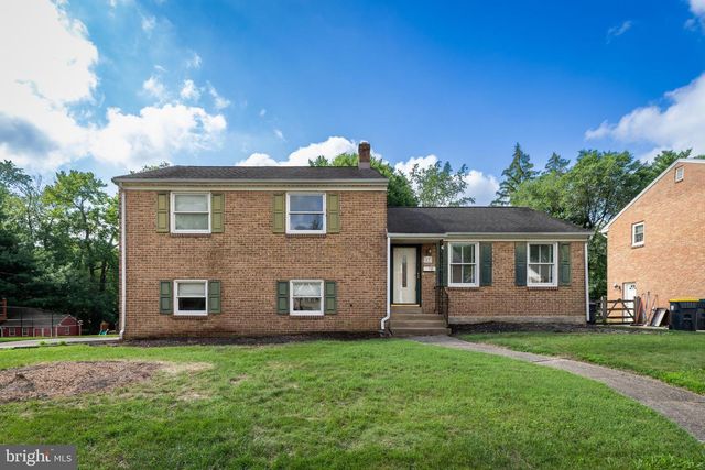 17 FERNCLIFF RD, Newark, DE 19711