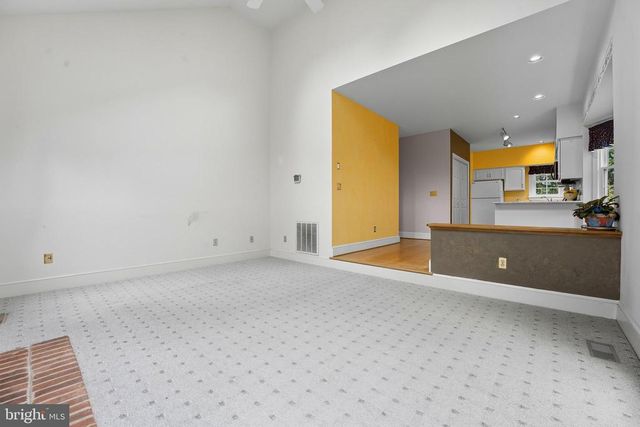400 GREENS CT, Culpeper, VA 22701