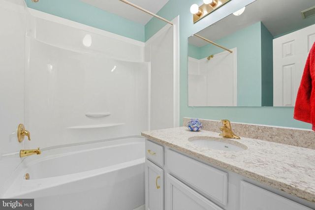 400 GREENS CT, Culpeper, VA 22701