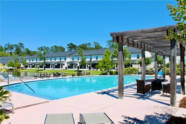 402 Mariners Circle, St Simons Island, GA 31522