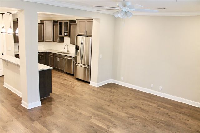 402 Mariners Circle, St Simons Island, GA 31522