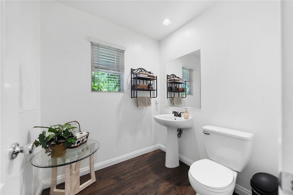 702 Gloriosa Avenue, Perris, CA 92571 — photo 5