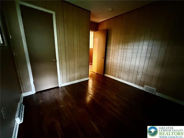 93 Center Avenue, Mount Pocono Boro, PA 18344