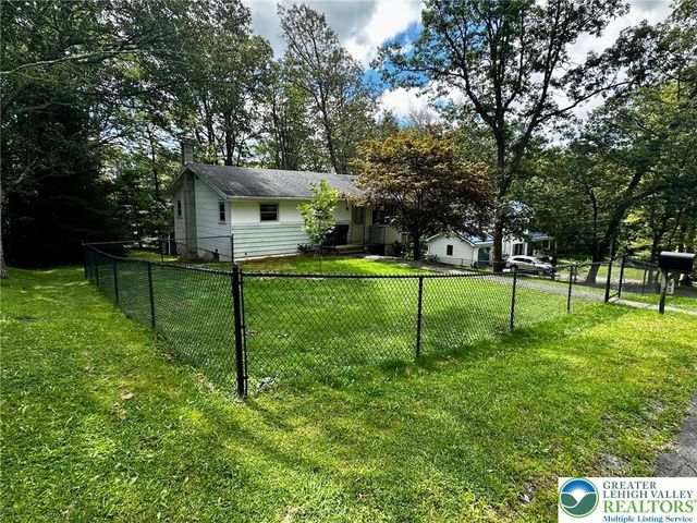 93 Center Avenue, Mount Pocono Boro, PA 18344
