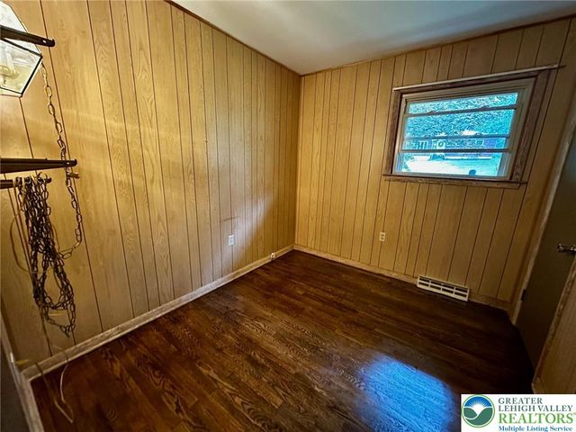 93 Center Avenue, Mount Pocono Boro, PA 18344