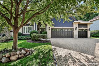 7493 Bittersweet Drive, Gurnee, IL 60031