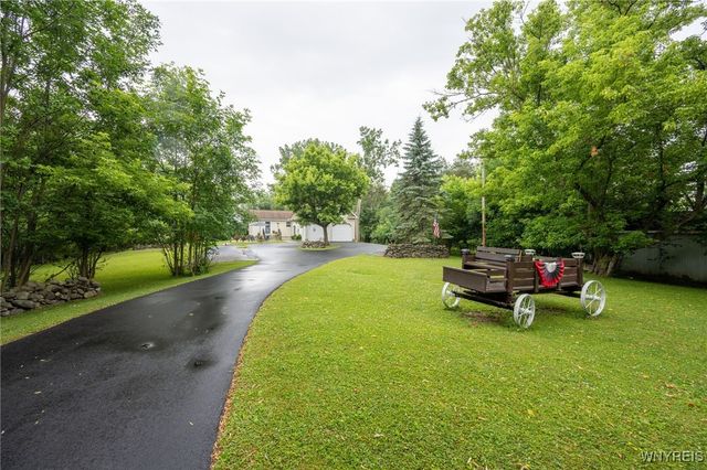 1363 Losson Road, Cheektowaga, NY 14043