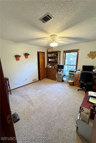 9704 Apple Gate Drive, Fort Smith, AR 72903