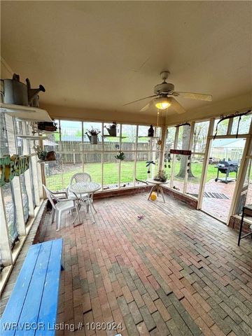 9704 Apple Gate Drive, Fort Smith, AR 72903