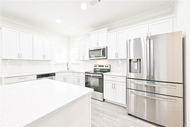 58 Laurel Cove Drive, Hoschton, GA 30548