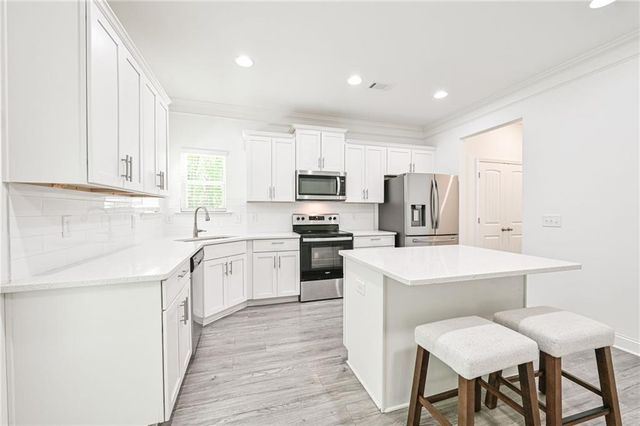 58 Laurel Cove Drive, Hoschton, GA 30548