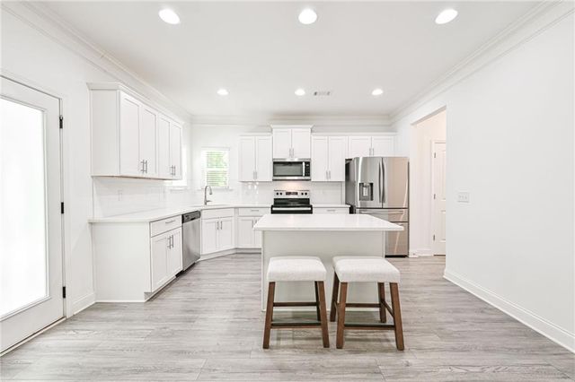 58 Laurel Cove Drive, Hoschton, GA 30548