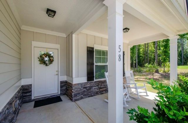 58 Laurel Cove Drive, Hoschton, GA 30548