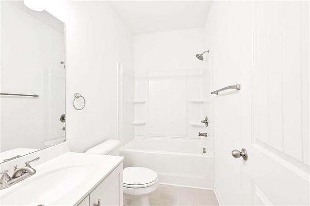 58 Laurel Cove Drive, Hoschton, GA 30548