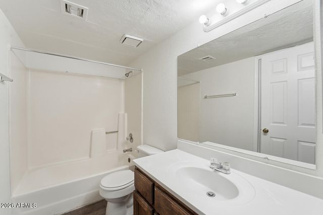 225 N POMEROY -- 6, Mesa, AZ 85201