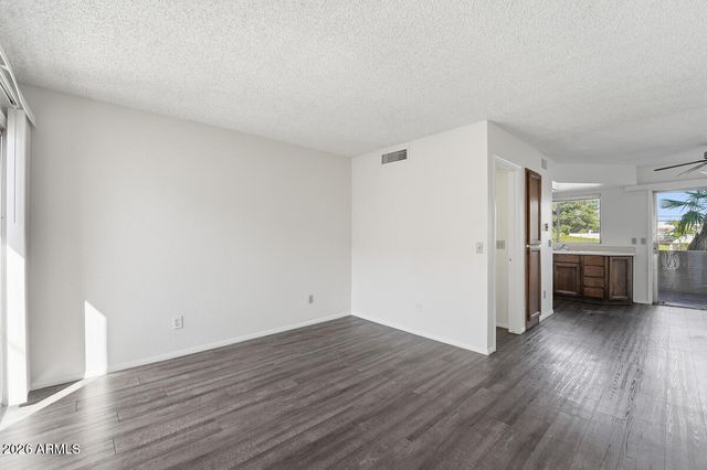 225 N POMEROY -- 6, Mesa, AZ 85201