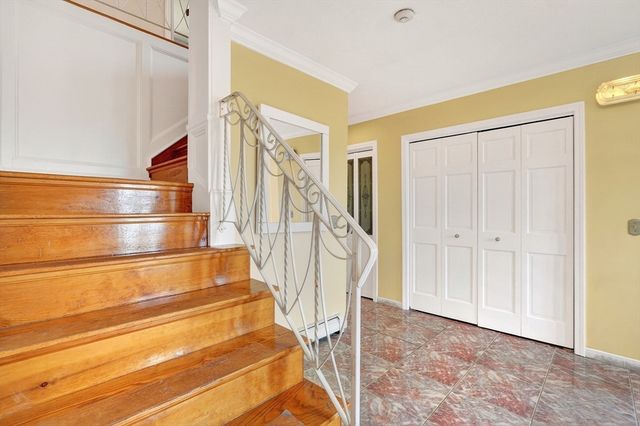 12 Parkway Dr, Saugus, MA 01906