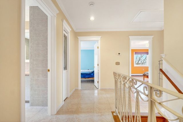 12 Parkway Dr, Saugus, MA 01906