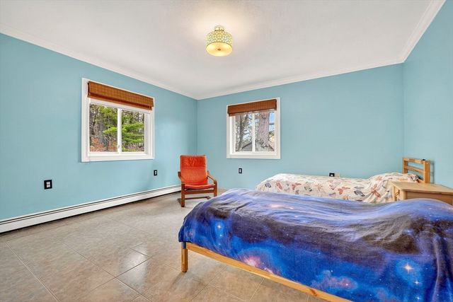 12 Parkway Dr, Saugus, MA 01906