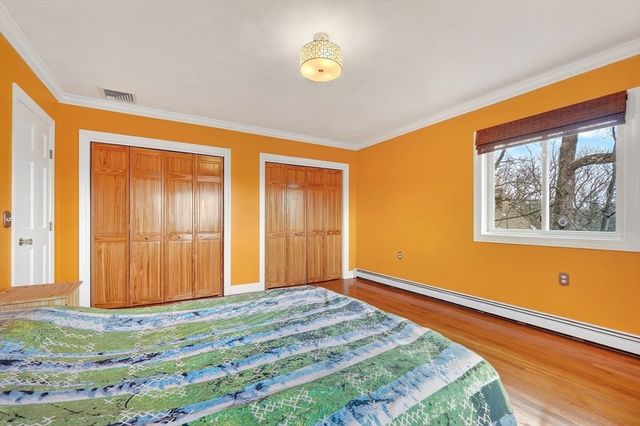 12 Parkway Dr, Saugus, MA 01906