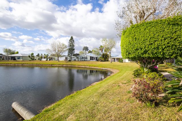 14196 Cisne Circle, Fort Pierce, FL 34951