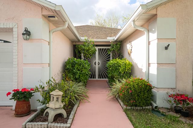 14196 Cisne Circle, Fort Pierce, FL 34951